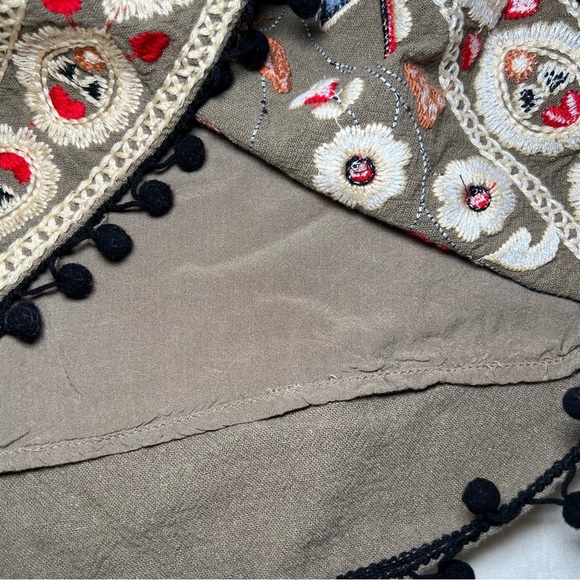 Altar’d State Embroidered Linen Cotton Blend Mini Skirt Birds Floral Women’s S - Picture 5 of 7